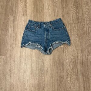 levi’s jean shorts